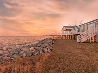 874 Bald Eagle Rd, White Stone, VA 22578