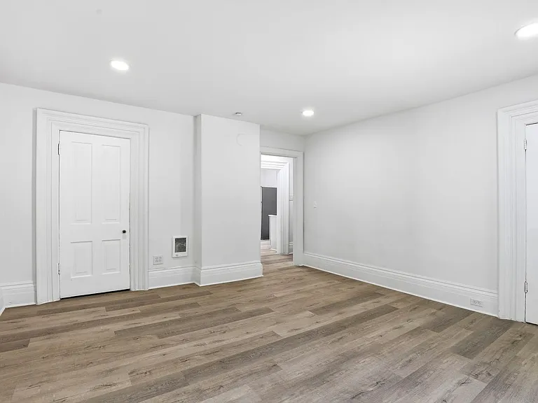 840 Jackson St — Photo 6