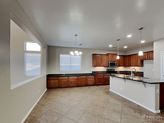 3rd image of 36122 W Cartegna Ln