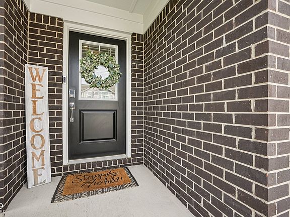 5th image of 9091 Drakeswood Ave