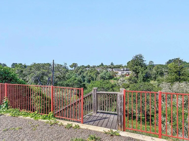 41 S Circle Dr — Photo 49