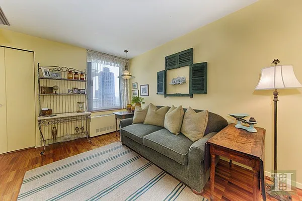 Sold by Halstead Real Estate | media 20