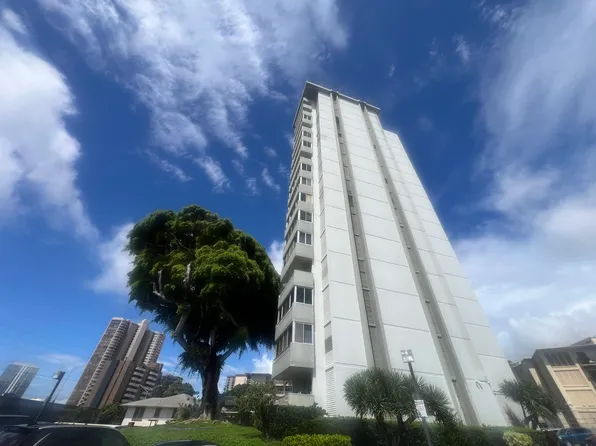 1400 Pensacola St APT 1104, Honolulu, HI 96822