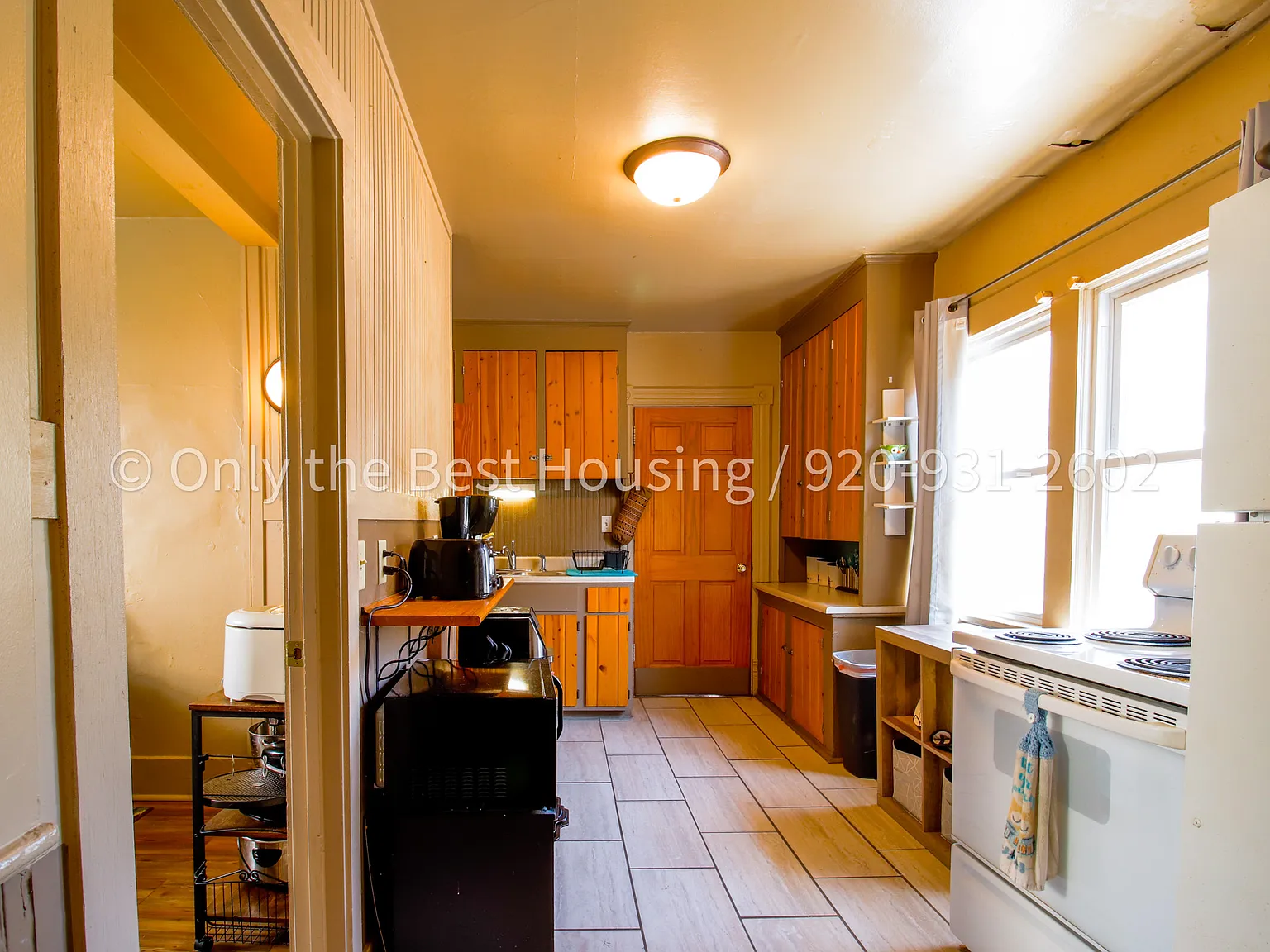 3 bed, 862 sqft, $1,700 — Photo 3