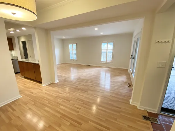 5025 Hillsboro Pike APT 20B, Nashville, TN 37215