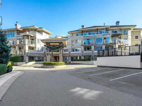 20448 Park Ave #310, Langley, BC V3A 4N3