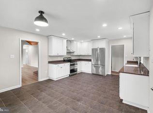 43118 Evans Pond Rd, Leesburg, VA 20176