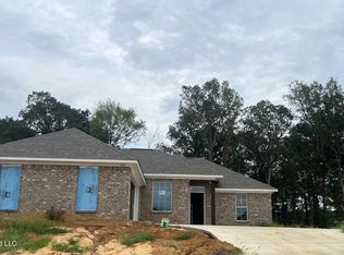227 Hemingway Cir, Canton, MS 39046