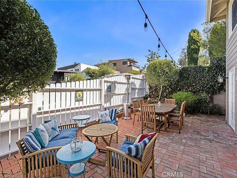 1185 Noria St — Photo 12