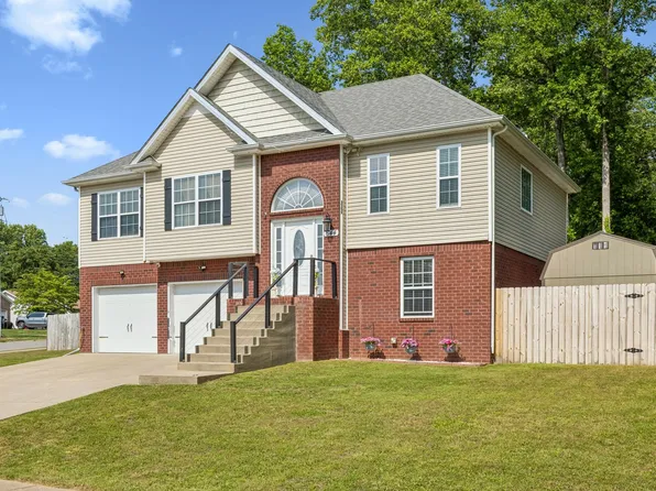 644 Ashley Oaks Dr, Clarksville, TN 37042