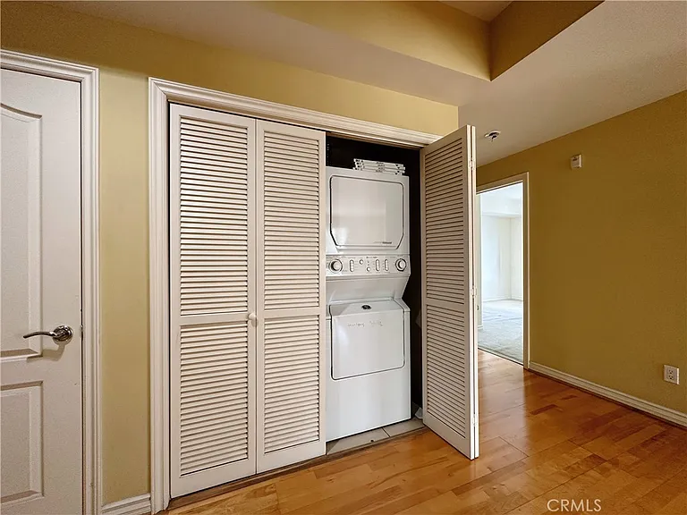 320 S Willaman Dr #402 — Photo 28