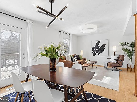 2nd image of 7413 Sabin Dr