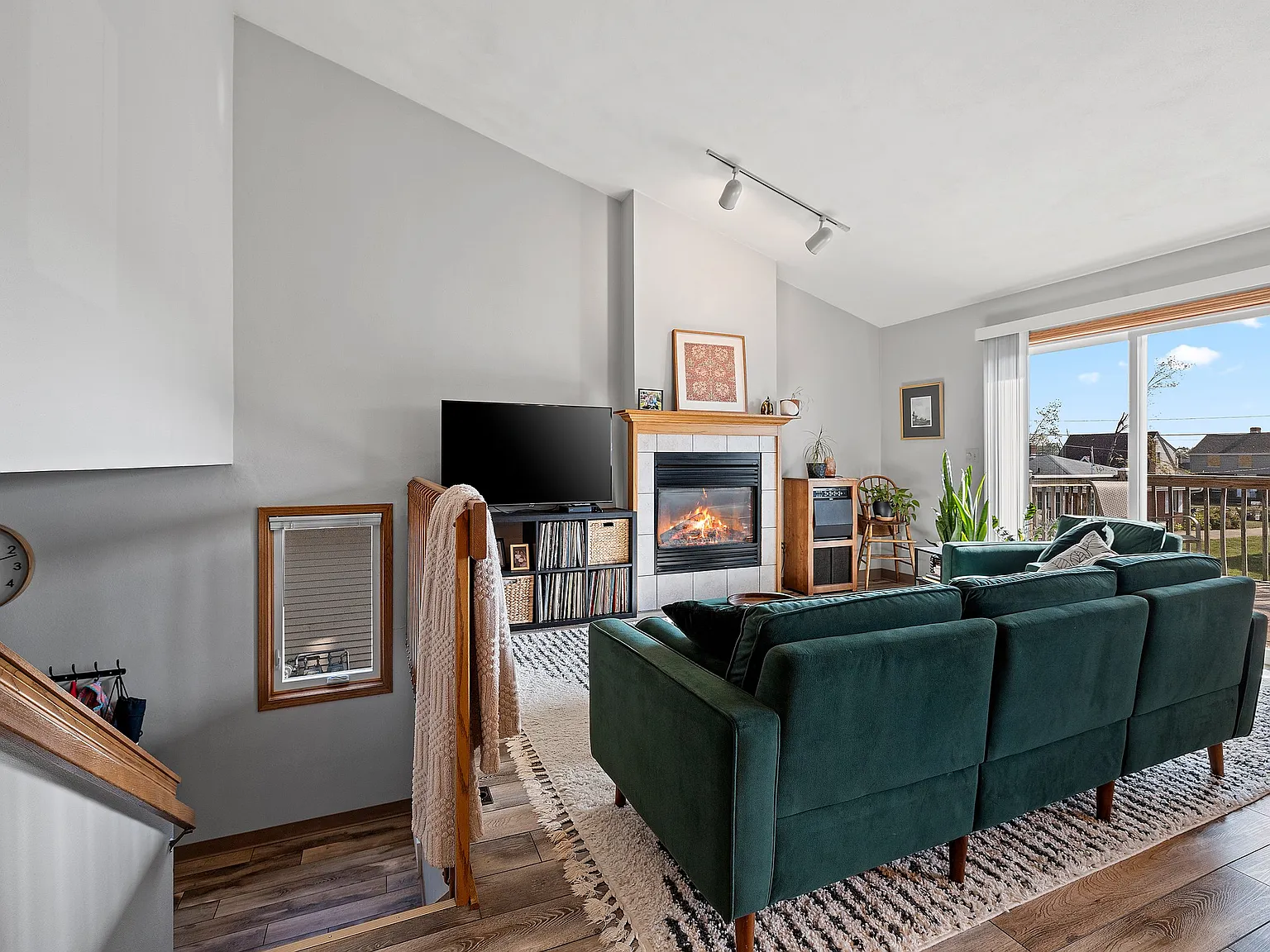 3 bed, 1770 sqft, $2,495 — Photo 3