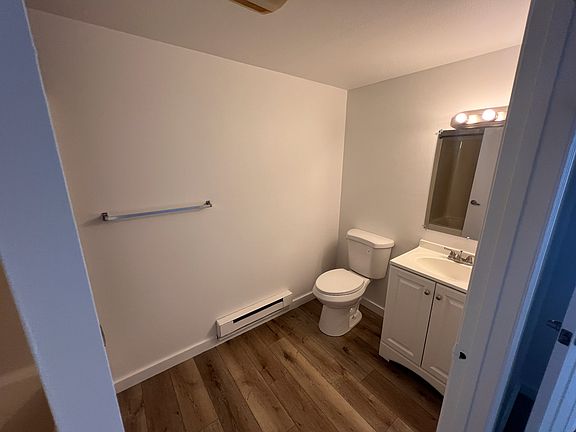 4th image of 301 W Park St APT 4