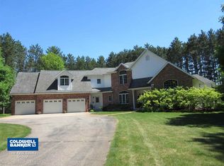 5301 Manchester Ct, Stevens Point, WI 54482