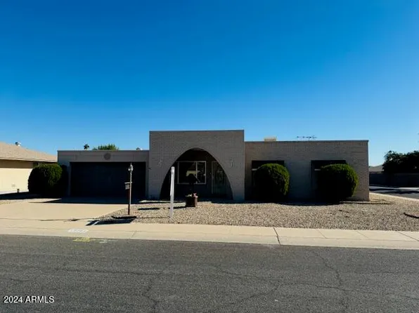 10202 W EDGEWOOD Drive, Sun City, AZ 85351
