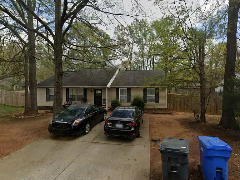 Pine Cone Ct — Photo 1