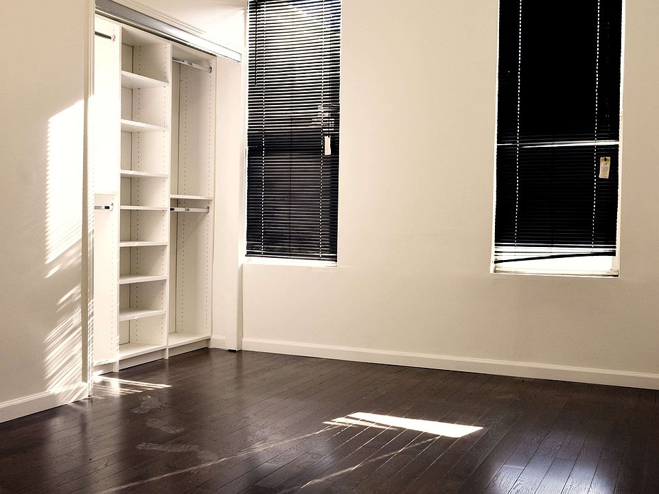 2nd image of 301 Arlington Ave #2