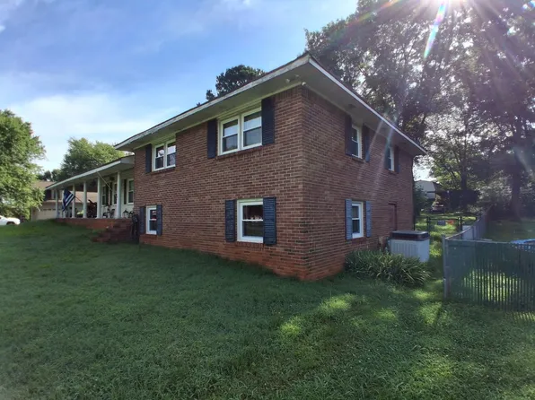109 Meadow Ln, Cartersville, GA 30120