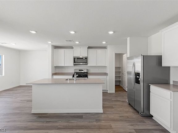 5th image of 6821 Warthog Ave