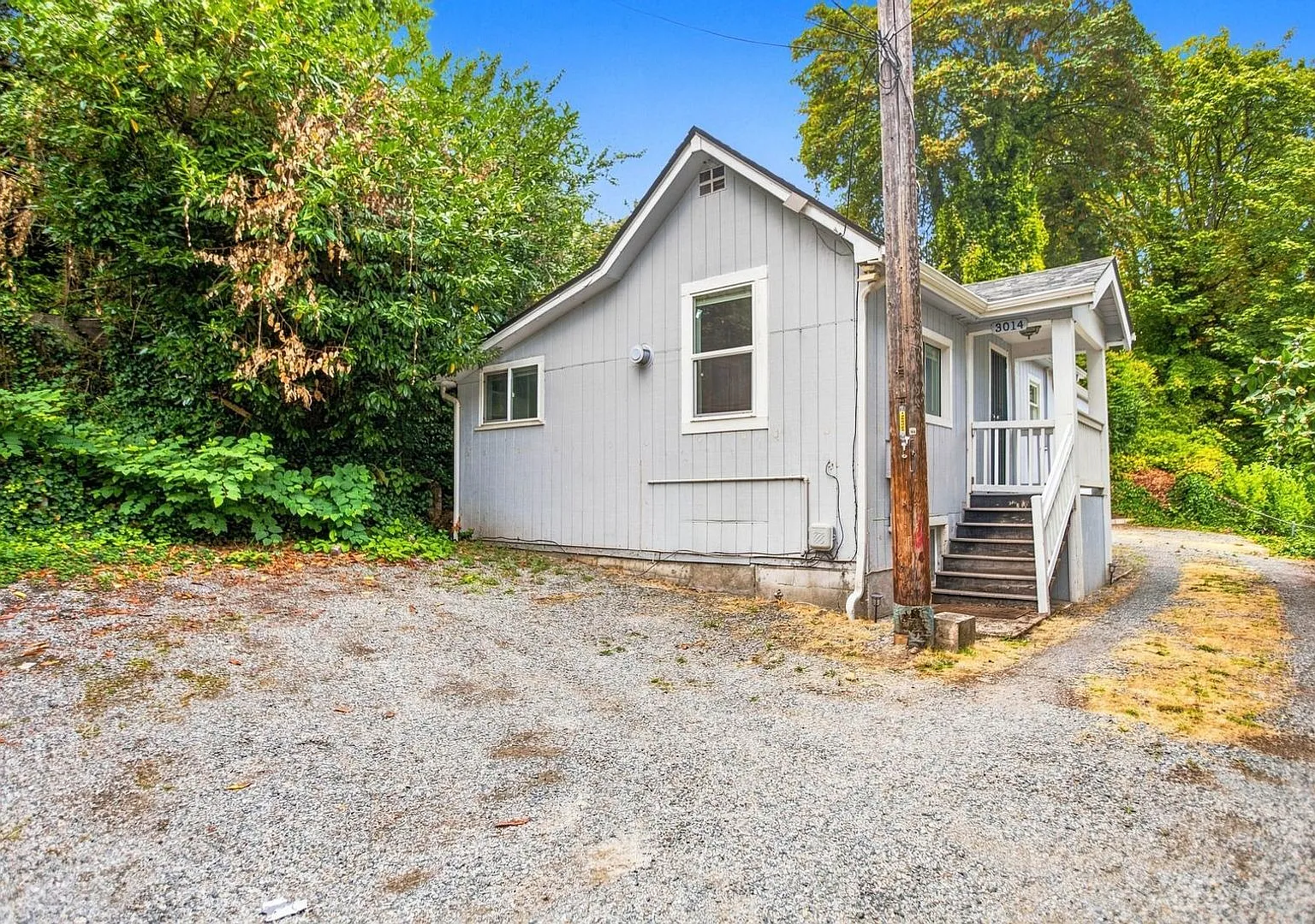 Newly renovated 2 bed 1 bath home in Admiral, West Seattle — Photo 3