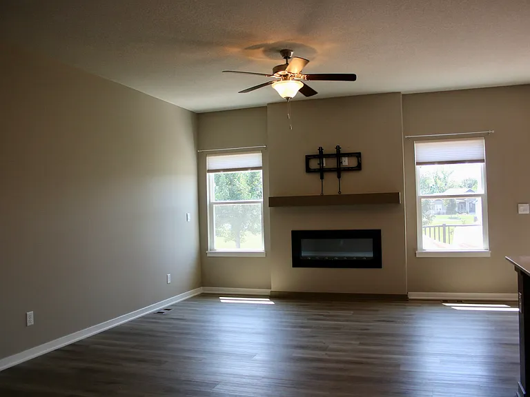 25070 Eagle Vista Dr — Photo 3