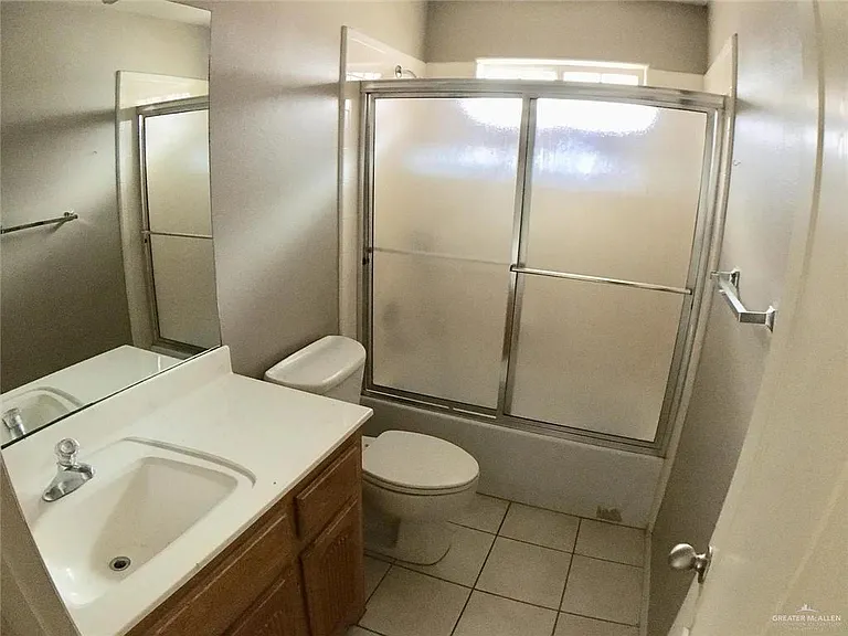 805 W Bronze Dr #4 — Photo 14