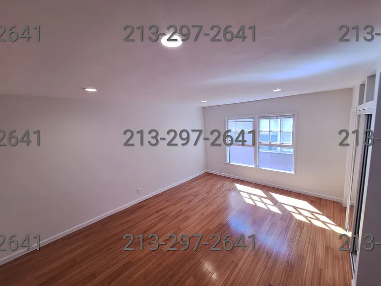 619 S Rampart Blvd #205 — Photo 2