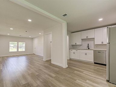 4218 Friar Point Rd, Houston, TX 77047 | Zillow