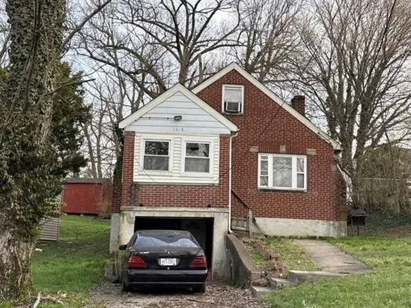 1318 Woodland Ave, Cincinnati, OH 45237