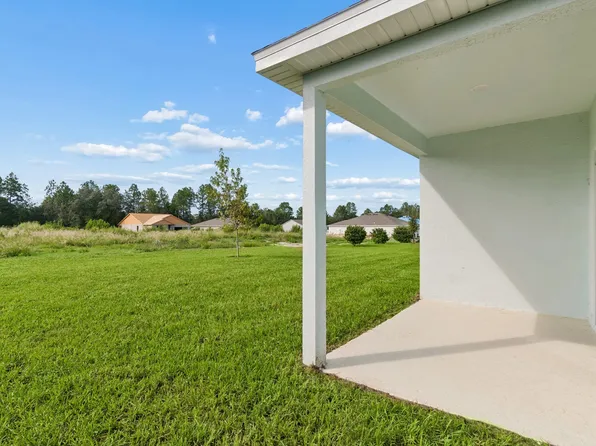 8238 W Eldron Pl, Dunnellon, FL 34434