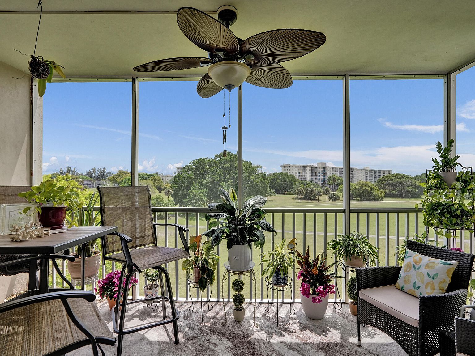 2850 N Palm Aire Drive #401