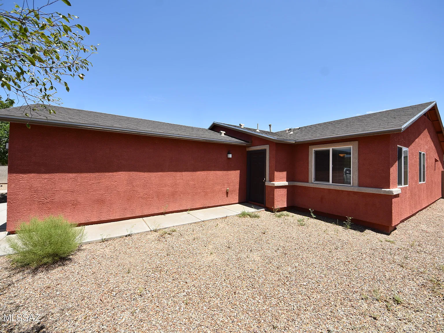 3 bed, 2.0 bath, 1287 sqft, $1,650 — Photo 4