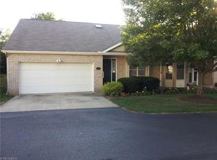 4722 Preserve Dr NW, Canton, OH 44708
