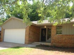 1710 Edgewood Dr, Edmond, OK 73013