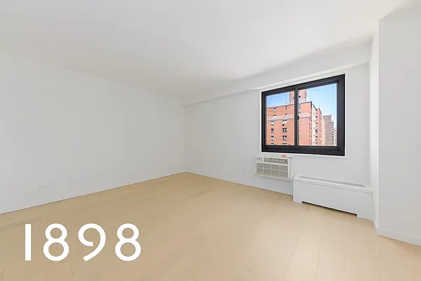 Rented by A&E Real Estate Management | media 17