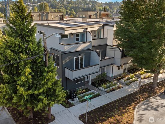 105 C NW 39th Street, Seattle, WA 98107