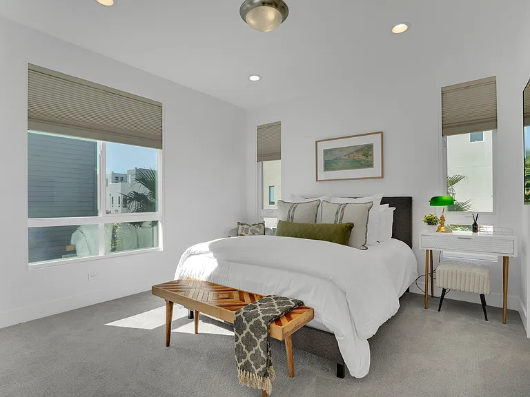 Longitude Dr — Photo 19