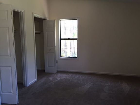 4th image of 104 Courtland Dr