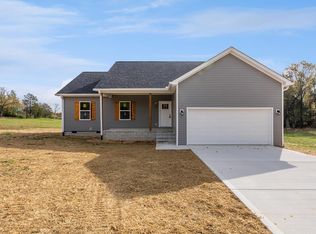 4300 John Gentry Rd, Baxter, TN 38544