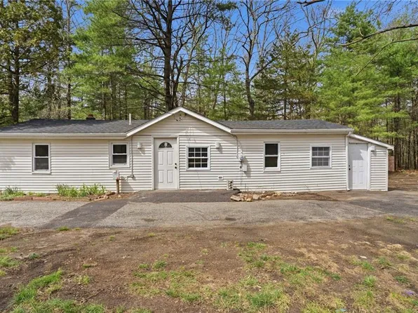 788 Phillips Hill Rd, Coventry, RI 02816