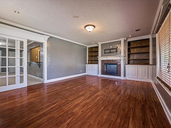 2nd image of 4208 Given Ave