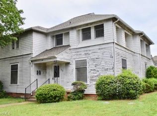 102 W 3rd Ave, Lexington, NC 27292