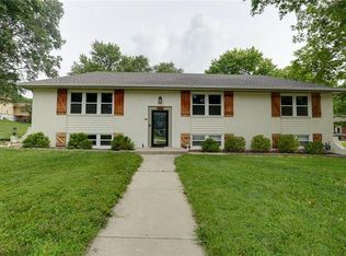 1400 Nancy Ln, Liberty, MO 64068