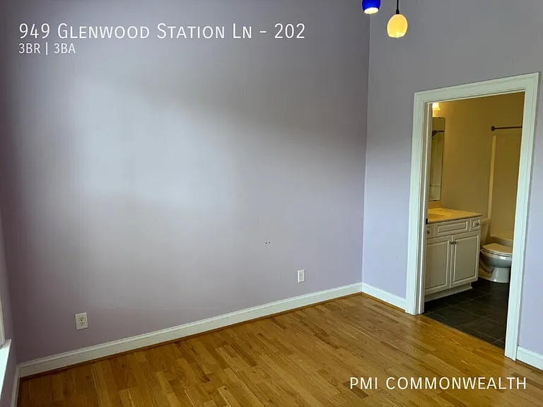 949 Glenwood Station Ln #202 — Photo 12