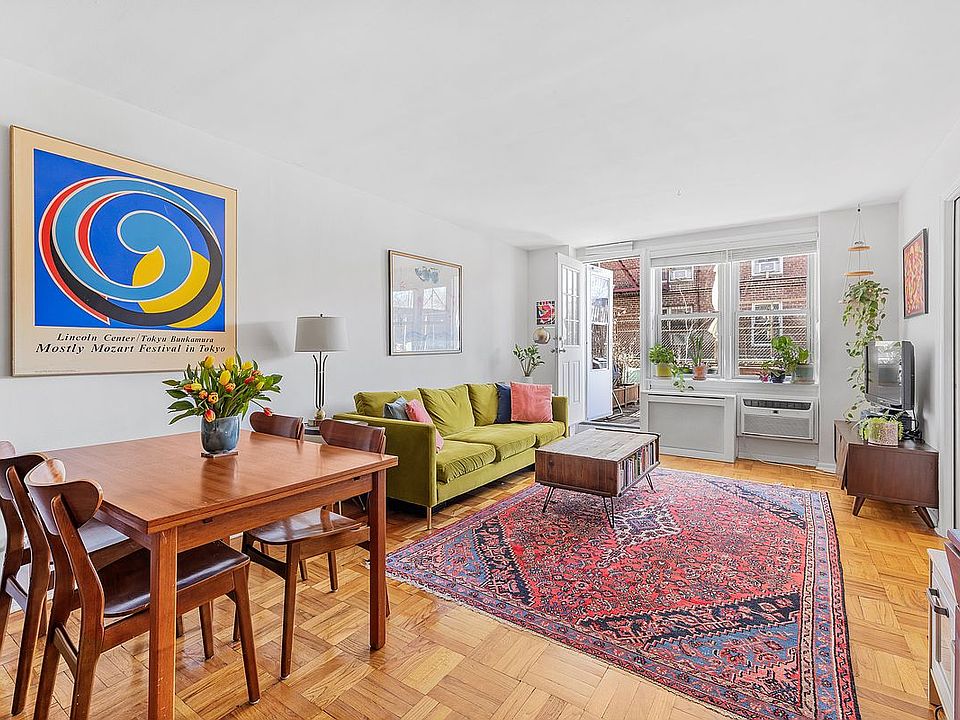 1st image of 400 E 17th St APT 201