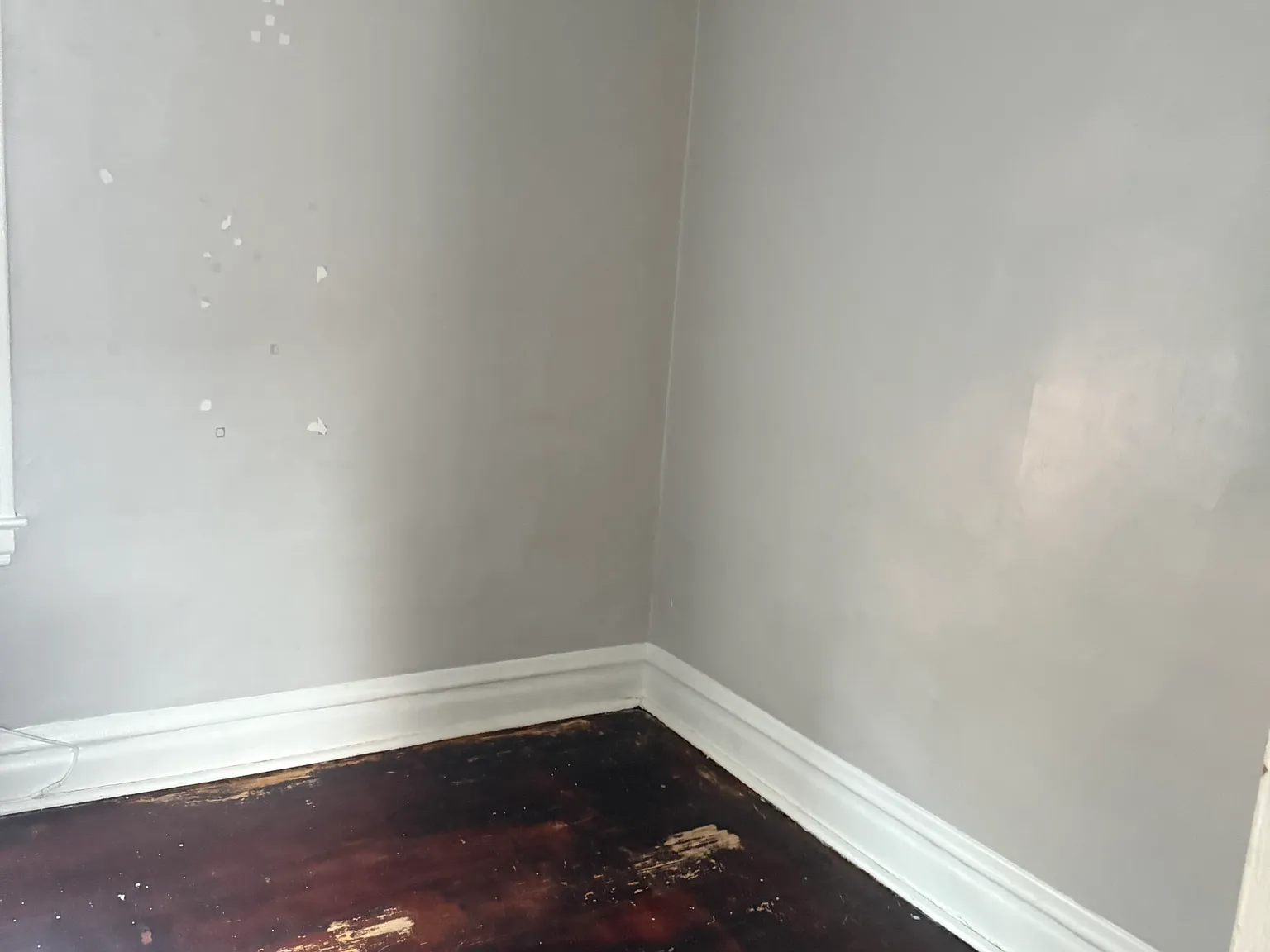 3231 S Emerald Ave — Photo 3