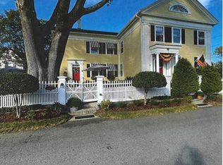 5 Stanton Pl, Mystic, CT 06355