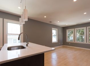 135 Thornton St, Roxbury, MA 02119