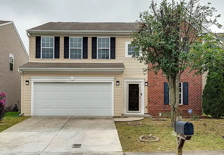 4121 Alicia Ln — Photo 1